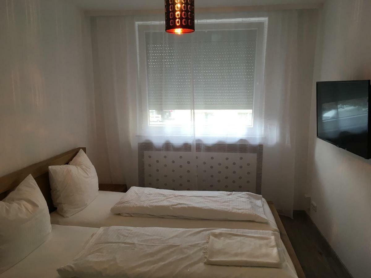 Rheinstrasse 33 Apartment Mainz Luaran gambar